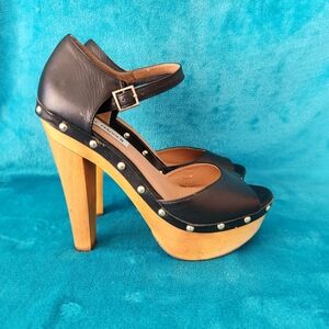 Steve Madden platform leather heels